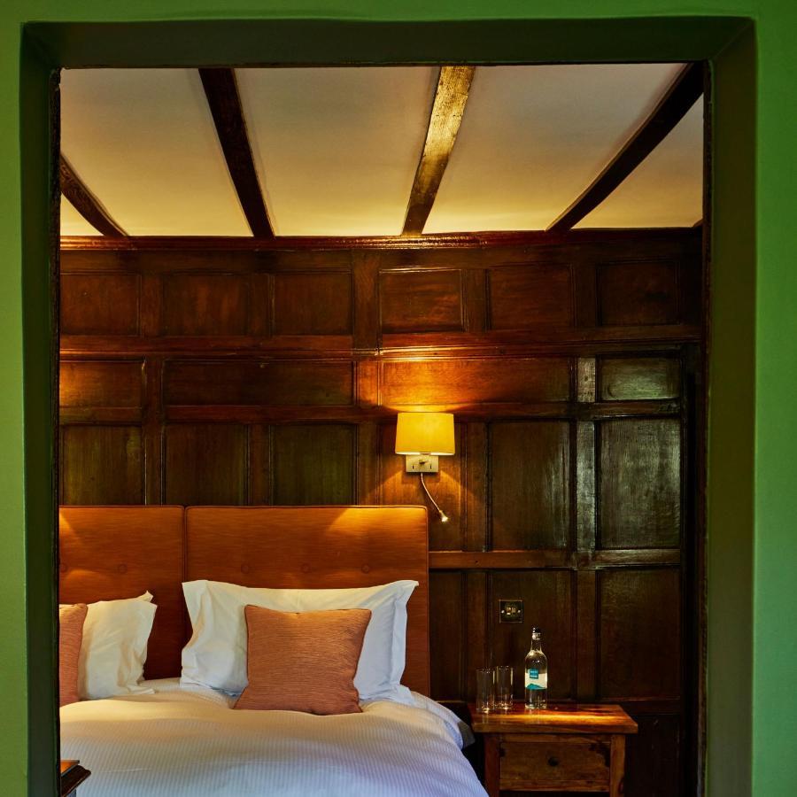 Ockenden Manor Hotel & Spa Cuckfield Exterior photo