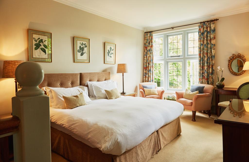 Ockenden Manor Hotel & Spa Cuckfield Exterior photo