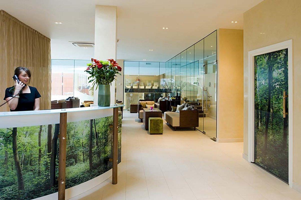 Ockenden Manor Hotel & Spa Cuckfield Exterior photo